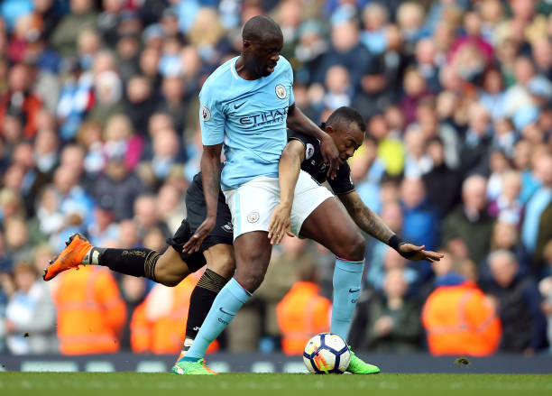 为球迷们奉 为球迷们奉